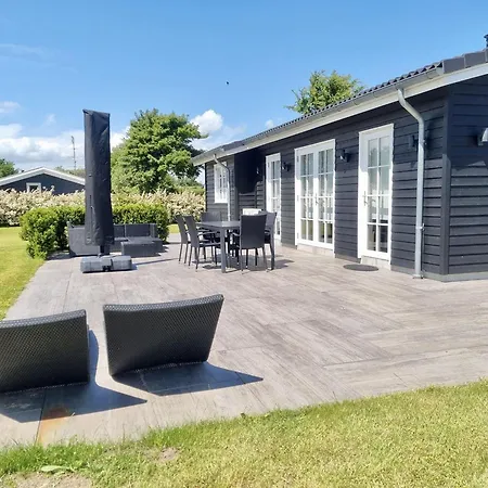 Geschmackvolles-ferienhaus-mit-hochwertiger-einrichtung Feriehus